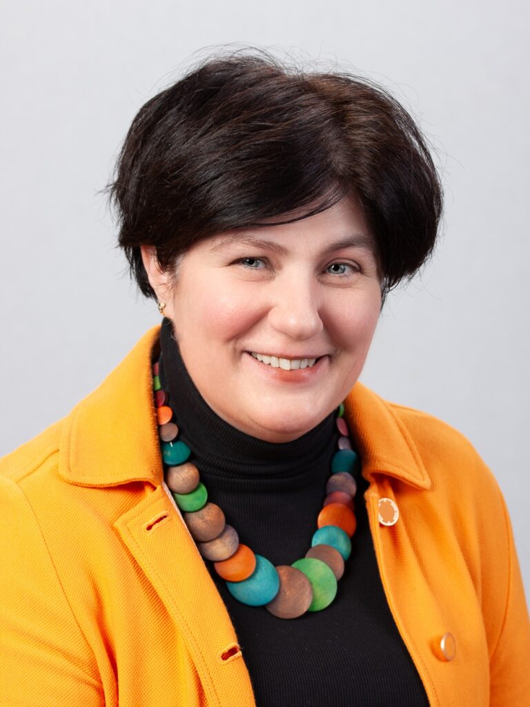 Zalavári Márta